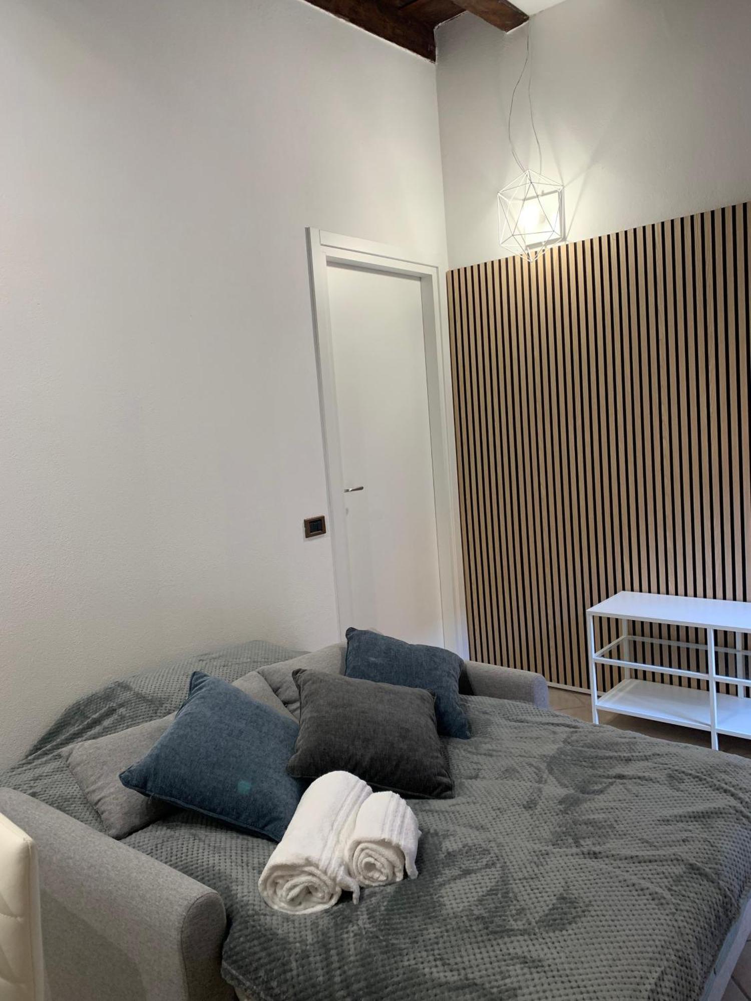 Houseberg Torretta Apartment Bergamo Bagian luar foto
